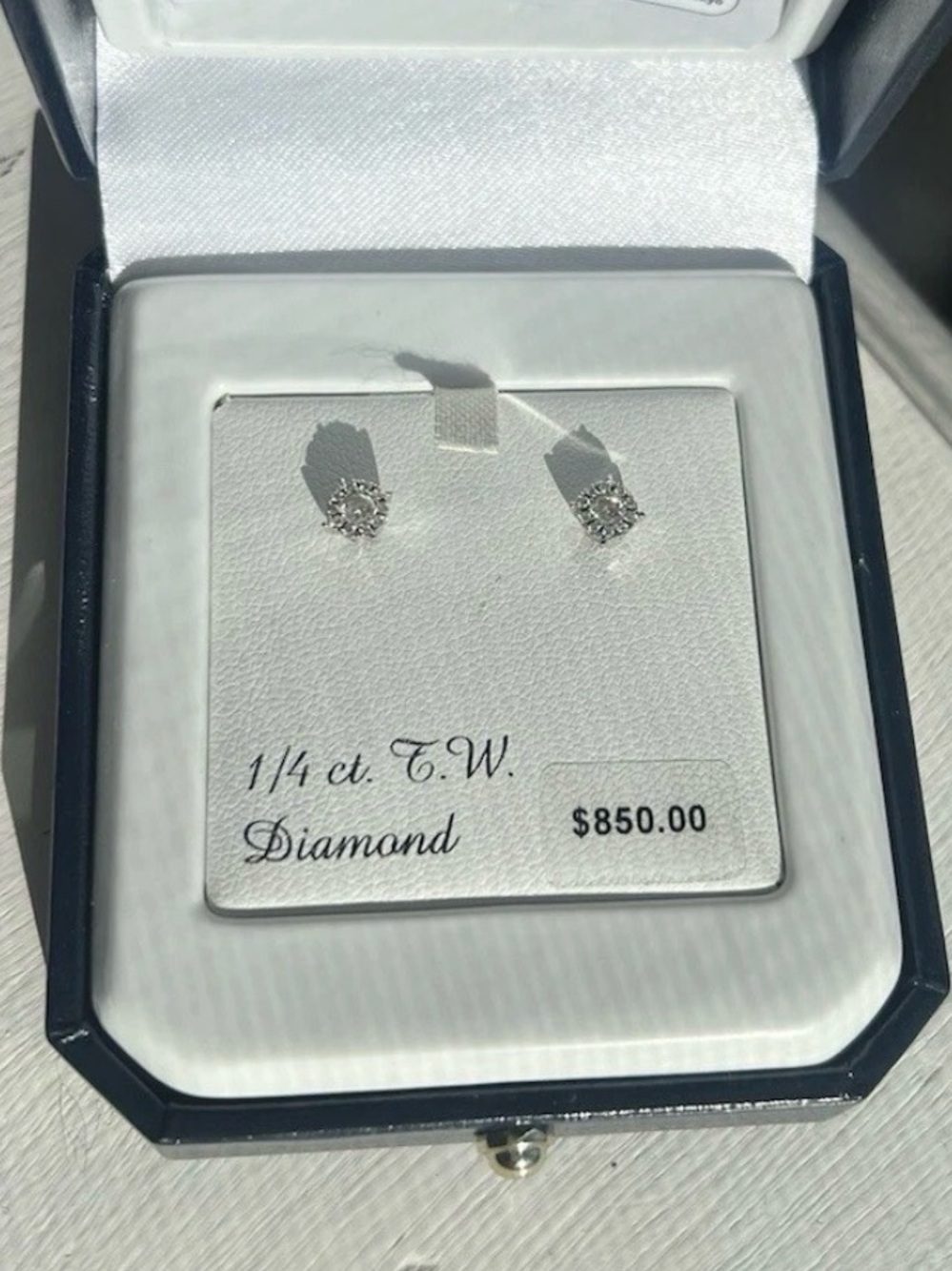 Diamond Stud Earrings 1/4 ct.